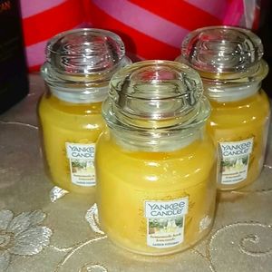 Homemade lemonade candle
